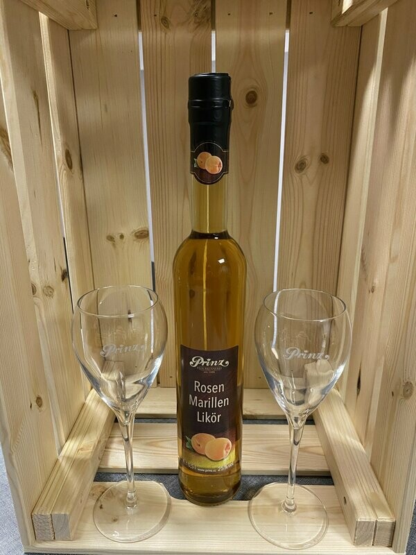 Prinz - Rosen-Marillen Likör 25 % vol. (0,5l) Prinz - Rosen-Marillen Likör 25 % vol. (0,5l)