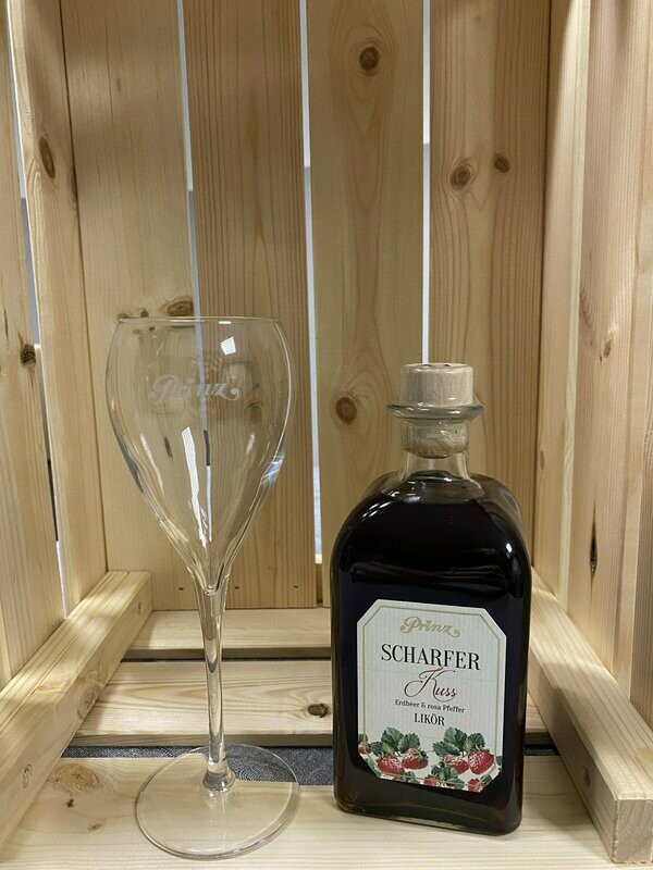 Prinz - Scharfer Kuss Likör 16 % vol. (0,5L) Prinz - Scharfer Kuss Likör 16 % vol. (0,5L)