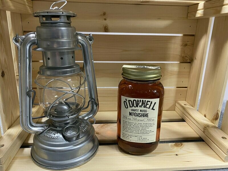 O´Donnell Moonshine - Harte Nuss Likör 25 % vol. (0,7l / 350ml) O´Donnell Moonshine - Harte Nuss Likör 25 % vol. (0,7l / 350ml)