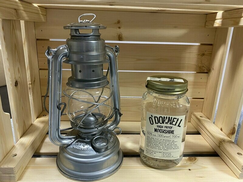 O´Donnell Moonshine - High Proof (Weizenbrand, dreifach destilliert) 50 % vol. (350ml) O´Donnell Moonshine - High Proof (Weizenbrand, dreifach destilliert) 50 % vol. (350ml)