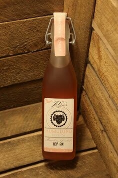 HUMULUPU Hop Gin (Sol) - Marsala cask finished 47% - 0,5l HUMULUPU Hop Gin (Sol) - Marsala cask finished 47% - 0,5l
