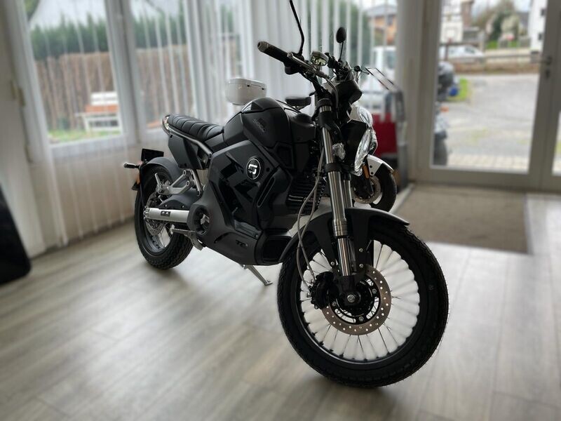 Elektromotorrad Super Soco TC MAX 95 kmh