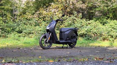 Elektroroller Vmoto CITi 80 km/h Elektroroller Vmoto CITi 80 km/h