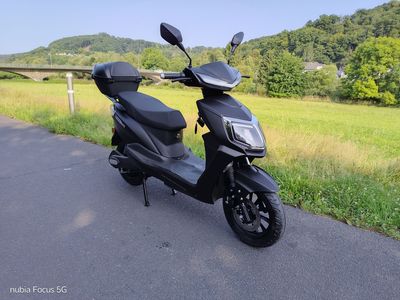 Futura Long Runner, 25 km/h, Elektromofa