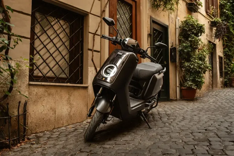 Elektroroller 45 km/h NIU NQiX 150