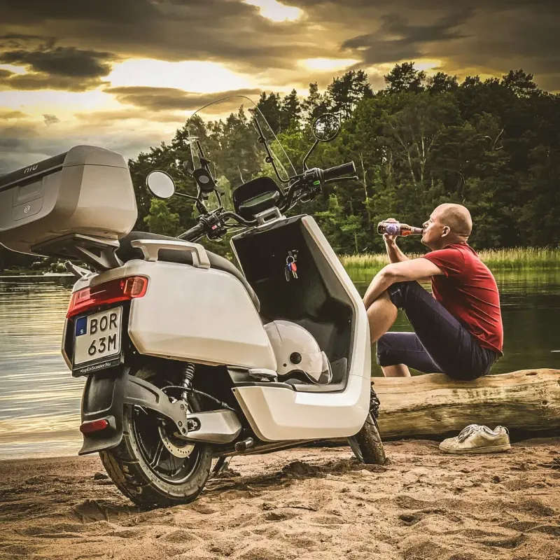 Elektroroller 45 km/h, NIU NQi Sport Modell 2024