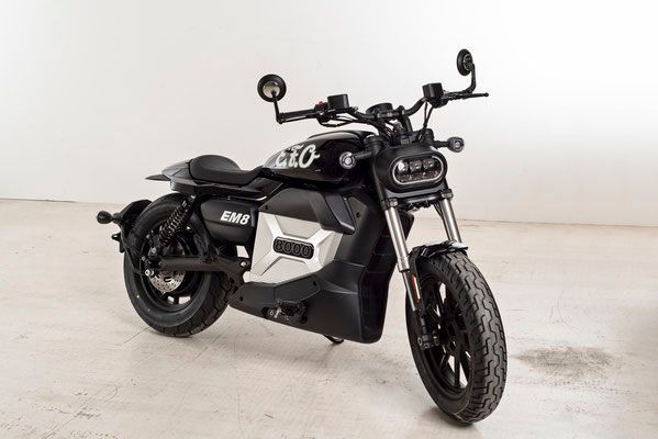 EFO Elektromotorrad EM8, 120 km/h