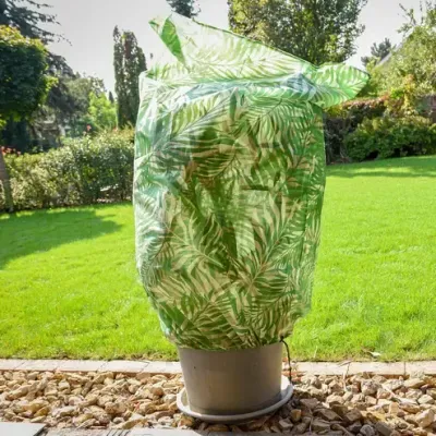 Nortene - HIVERSAC DECO nyomtatott mintás növénytakaró 3 db