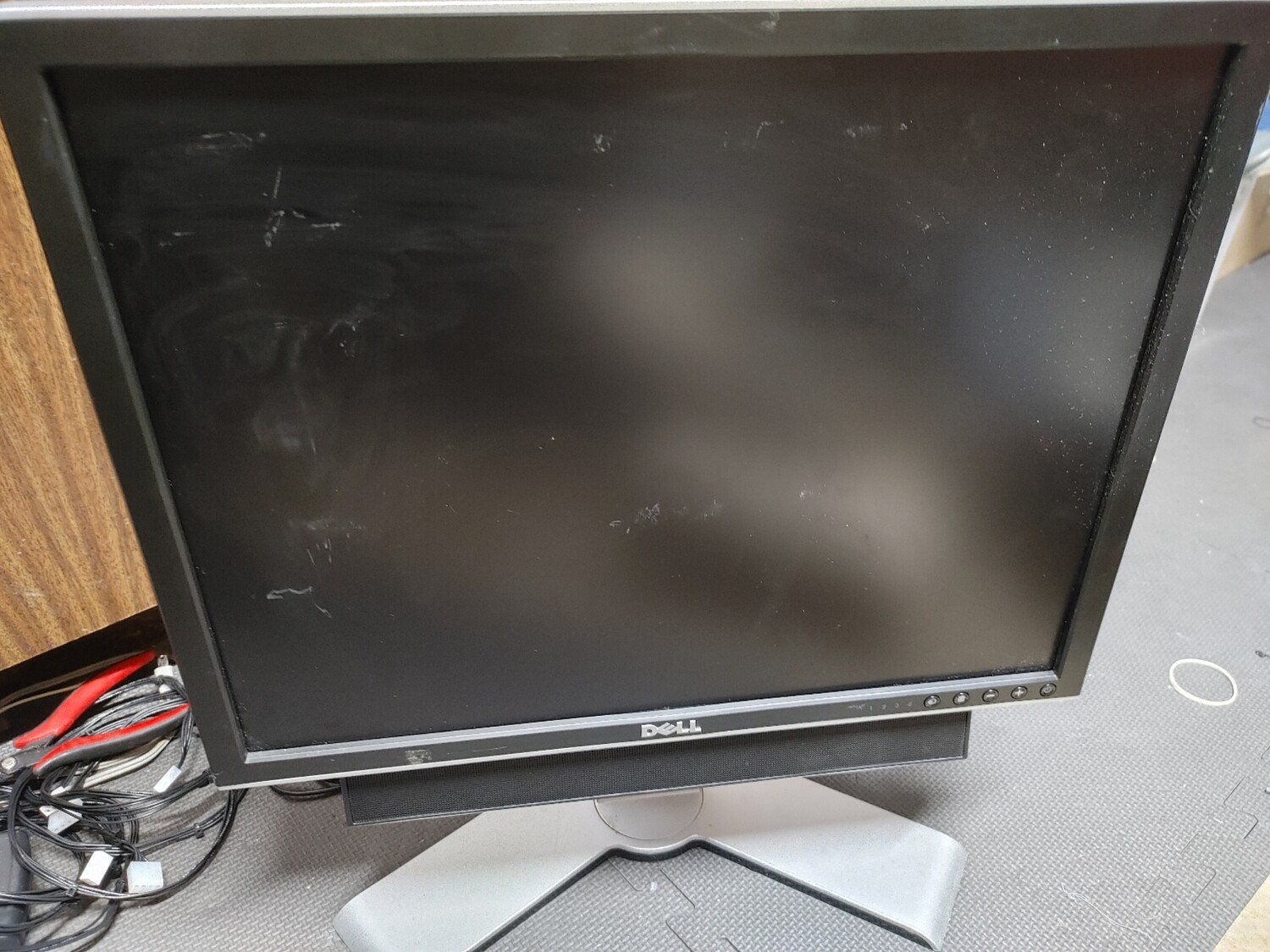 Dell lcd monitor w/vga svideo composite