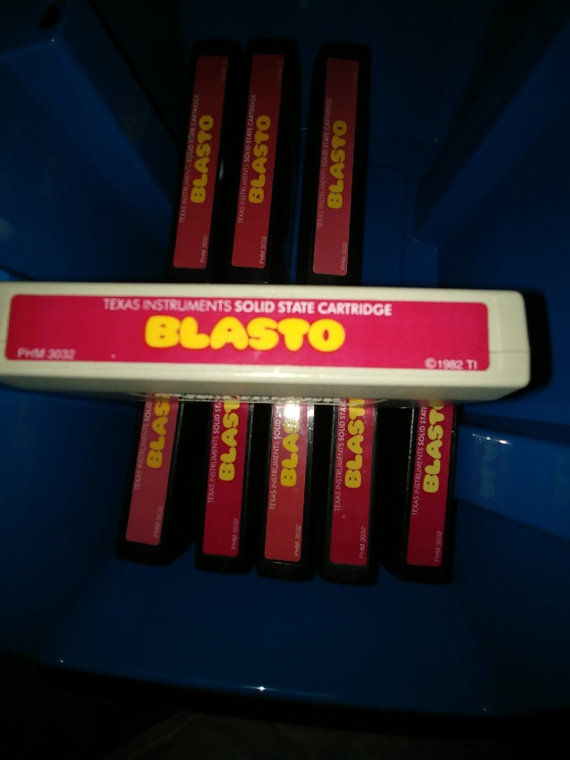 Blasto beige cart red label