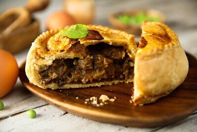 Homemade Chunky beef and red wine Pie (lunch size)