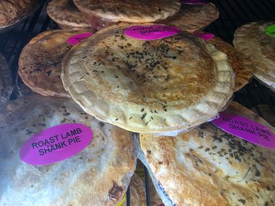 Homemade Chunky Lamb shank, Veg and Gravy Pie (lunch size)