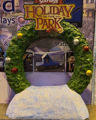 Wreath Photo-Op- Trade Show Demo