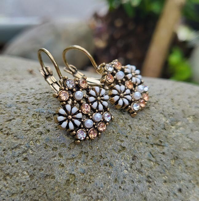 🌸Vintage Floral Earrings