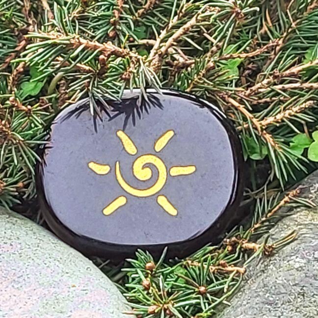 🔆Sunburst Engraved Palm Stones in Obsidian