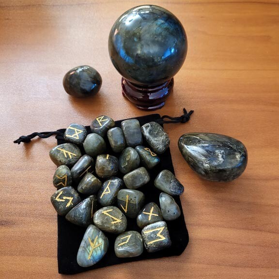 Labradorite Runes