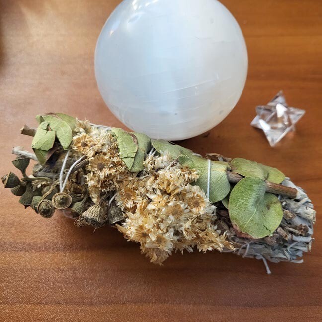 🌿Eucalyptus Sage Smudging Stick