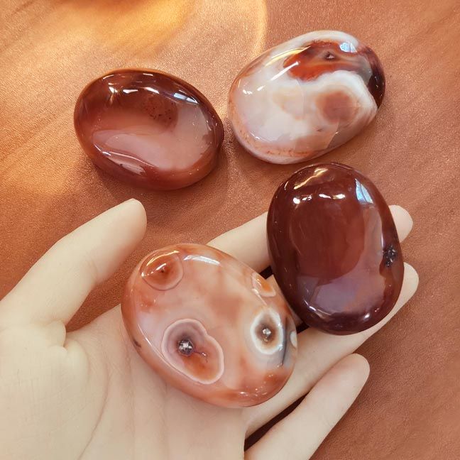🧡Carnelian  Palm Stones