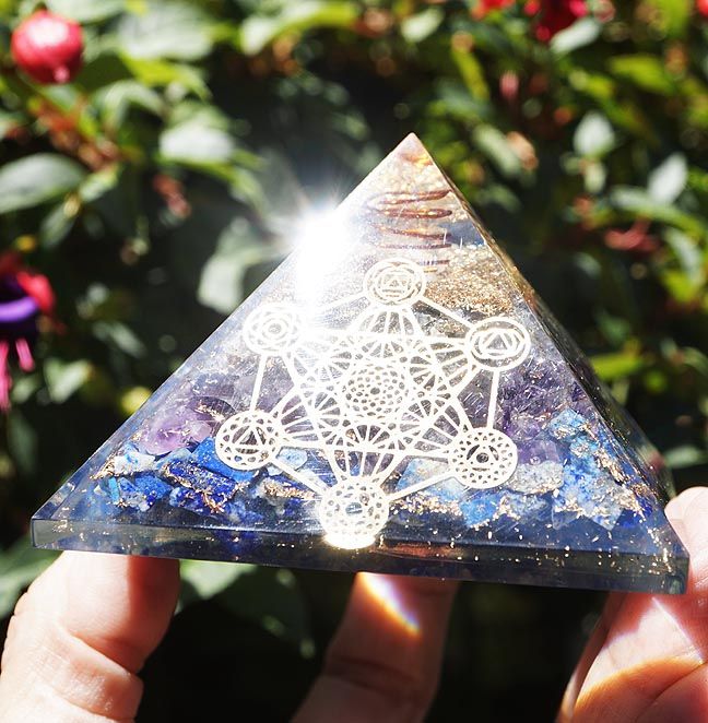 🪽Amethyst, Lapis Metatron Orgone Pyramid