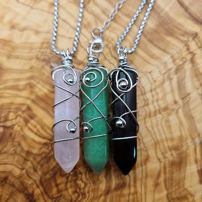 🪻 Seed of the Goddess Pendants