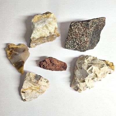 🌿 Rough Stones Set