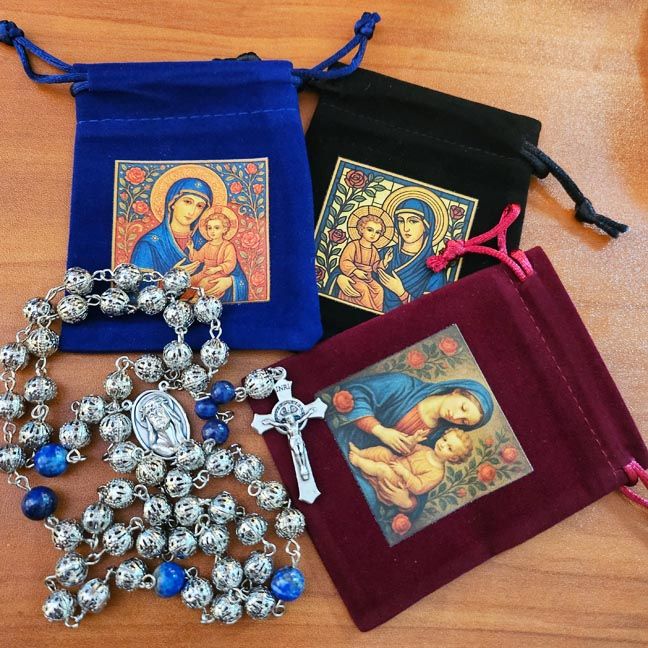 🌹 Rosary Pouches – Madonna &amp; Child Collection