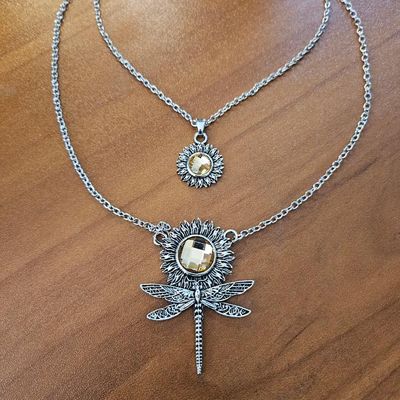 🌻Marigold and Dragonfly Renewal Necklace 🌻Marigold and Dragonfly Renewal Necklace