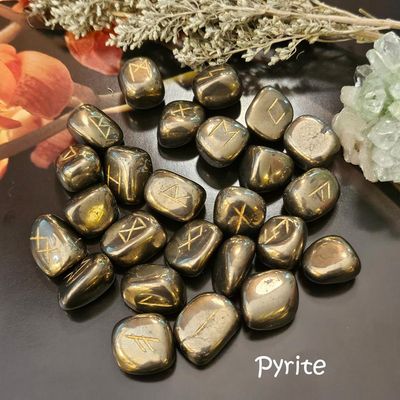 🔮 Hand-Engraved Gemstone Runes – Assorted Crystals