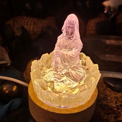 🧘‍♀️Radiant Mercy Altar Light