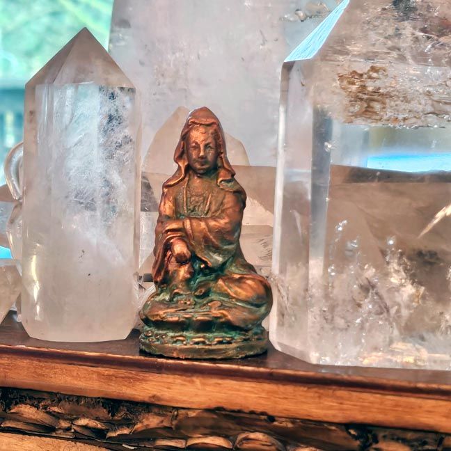 🧘‍♀️Whisper of Compassion – Kuan Yin Figurine