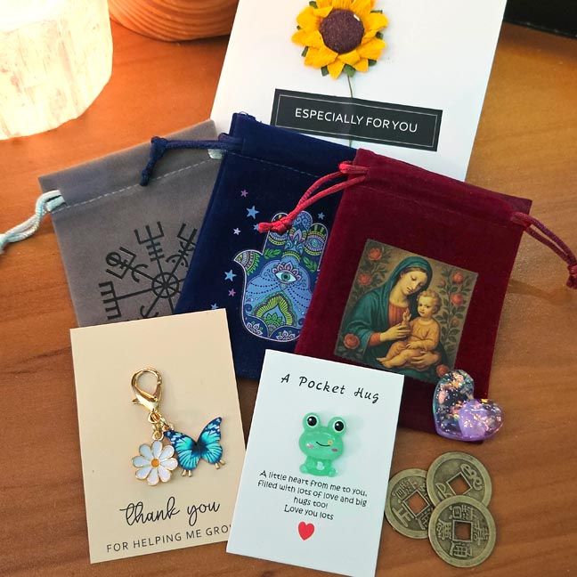 Pouches, Boxes &amp; Gift Accents