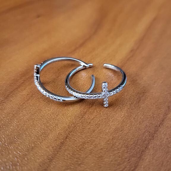 Cross Ring in Sterling Silver