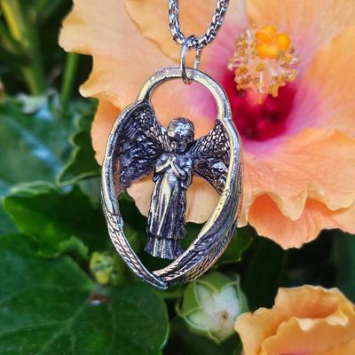 🪽Guardian Angel Pendant