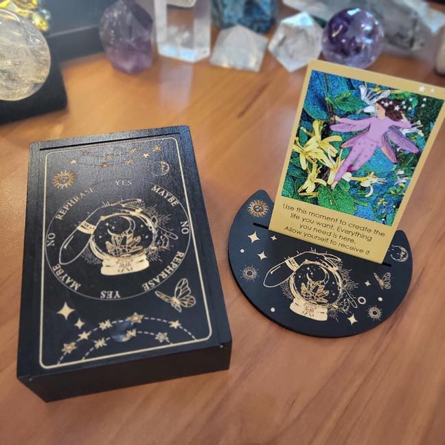 Card and Pendulum Box with Stand