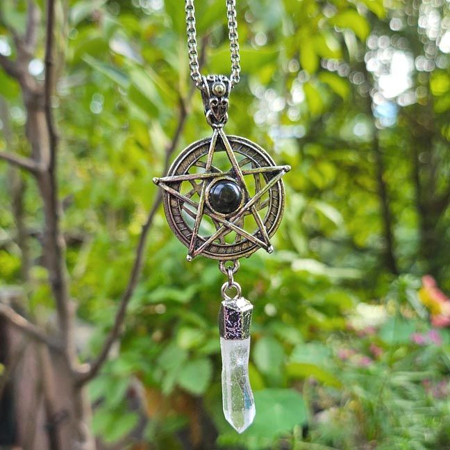 🌒 Pentagram Talisman Pendant