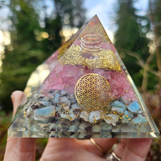🌊🌹Rose and Larimar Orgone Pyramid
