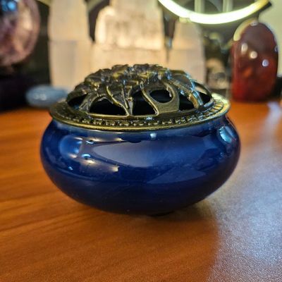 💐 Ceramic Burner Bowl with Floral Lid