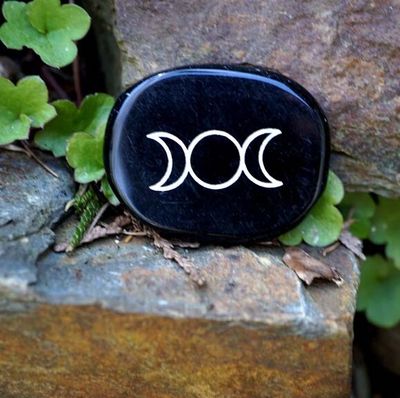 🌔Triple Moon Obsidian Palm Stone