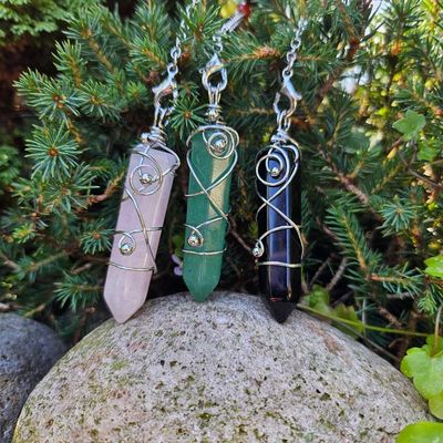 Wire‑Wrapped Gemstone Pendants-Pendulums