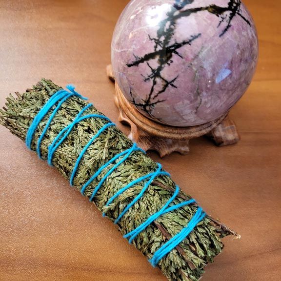 🌲​Cedar Smudging Stick