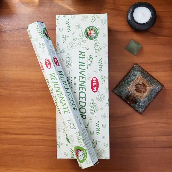 🌼 Rejuvenating Incense Sticks