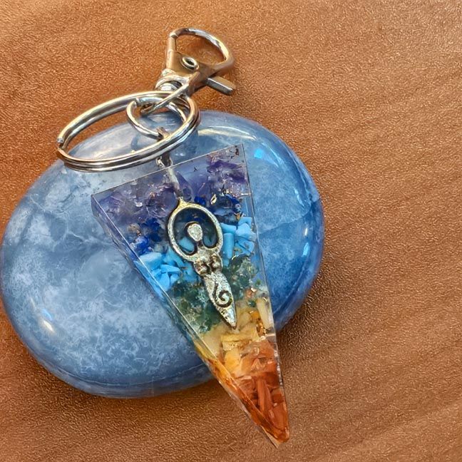 🌈​Orgone Chakra Goddess Key Ring