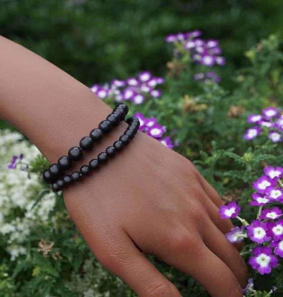 Shungite Bracelets for Grounding and Energy Cleansing