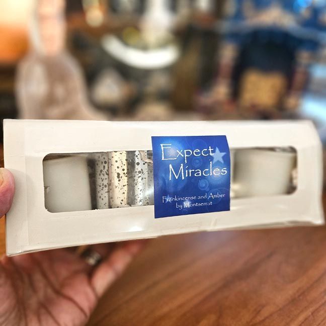 Expect Miracles Frankincense &amp; Amber Votive Gift Set