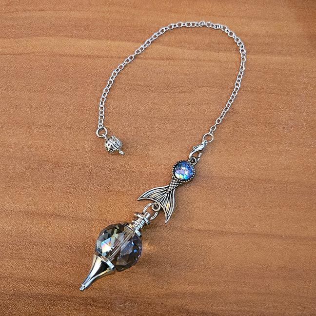 Mermaid Aura Pendulum