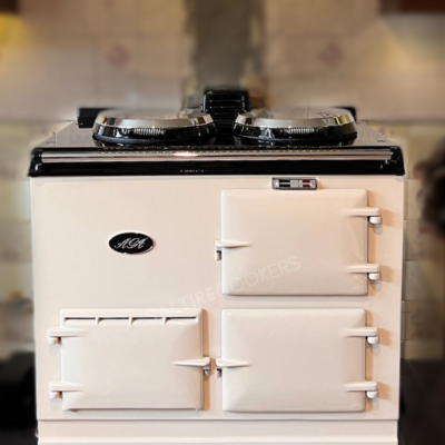 2 Oven Refurbished Aga Cooker (Light Cream) 2 Oven Refurbished Aga Cooker (Light Cream)
