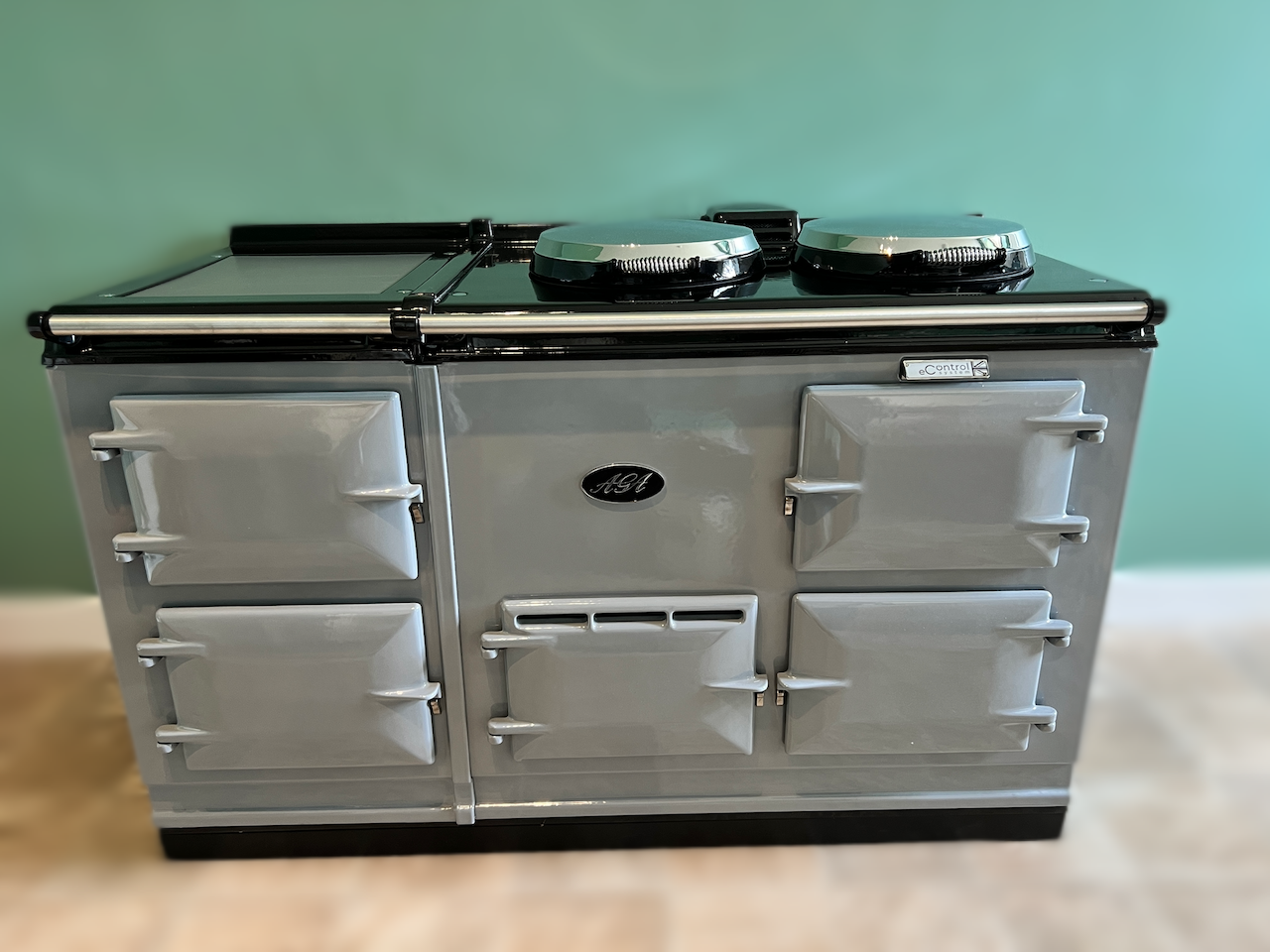 4 Oven Refurbished Aga Cooker (Manor House Grey) 4 Oven Refurbished Aga Cooker (Manor House Grey)