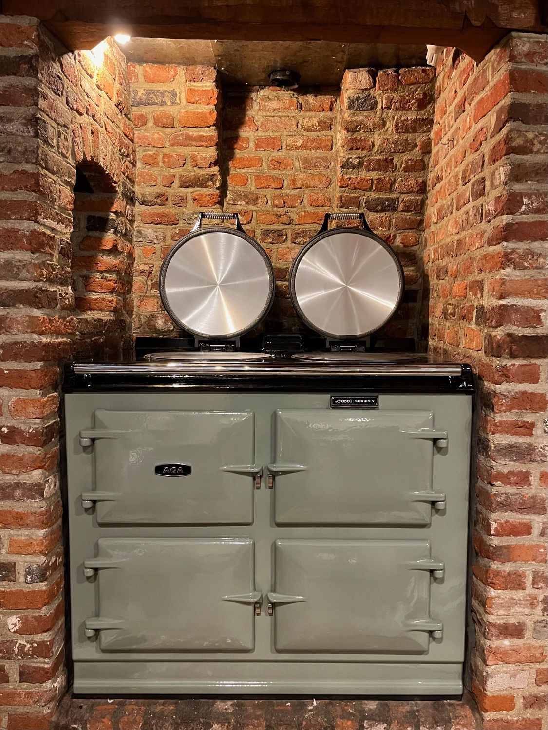 3 Oven Refurbished Aga Cooker (Thyme)
