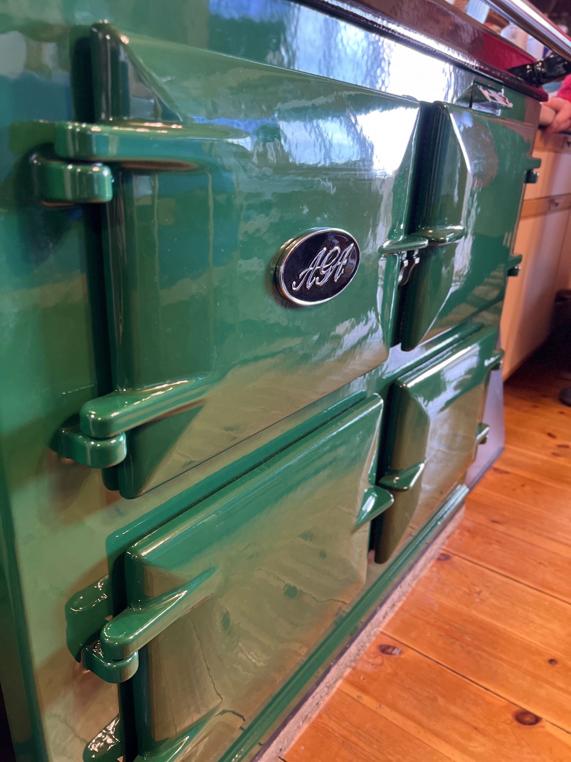 3 Oven Refurbished Aga Cooker (Balmoral Green)