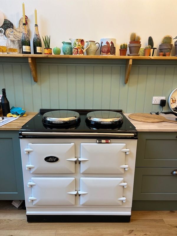 3 Oven Refurbished Aga Cooker (White)